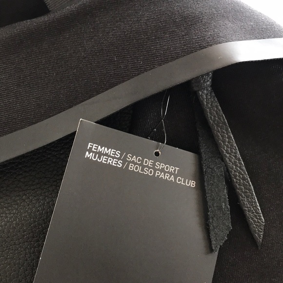 NWT Nike Black legendary large club bag! - Picture 6 of 8